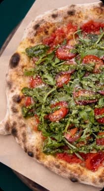 versgebakken pizza caprese van holie pizza
